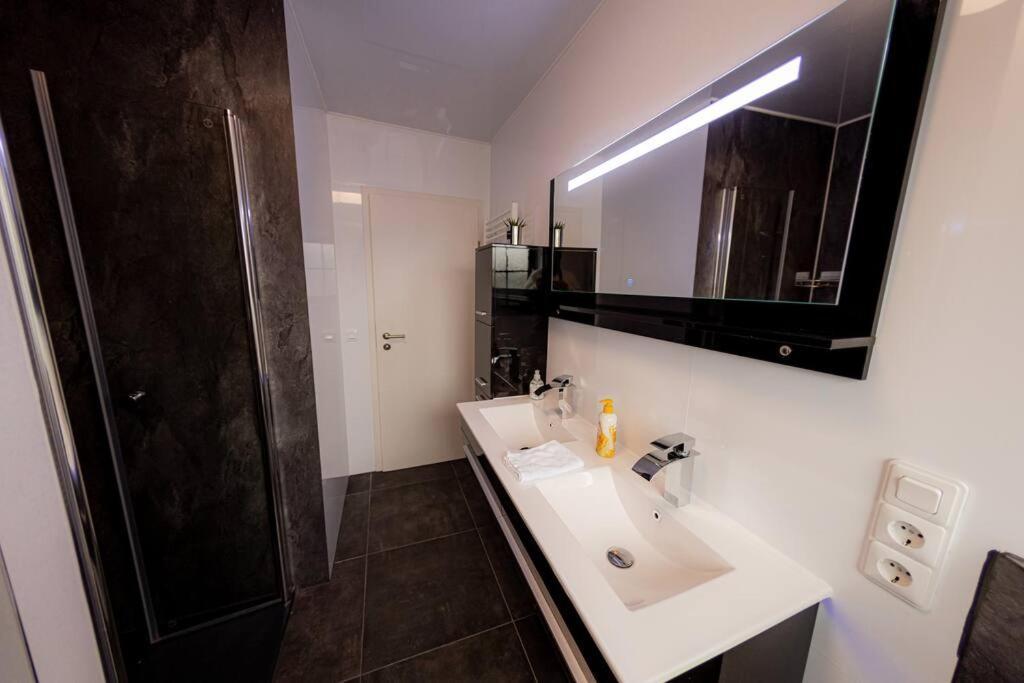 Wohnung Hirschhoehe Im Taunus Neu-Anspach Екстер'єр фото