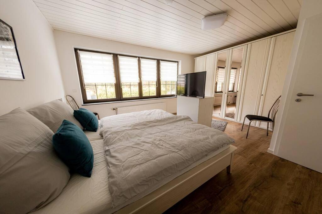 Wohnung Hirschhoehe Im Taunus Neu-Anspach Екстер'єр фото