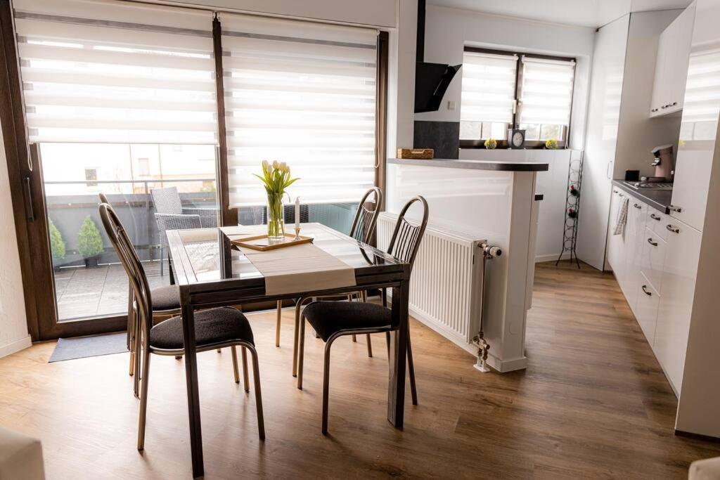 Wohnung Hirschhoehe Im Taunus Neu-Anspach Екстер'єр фото